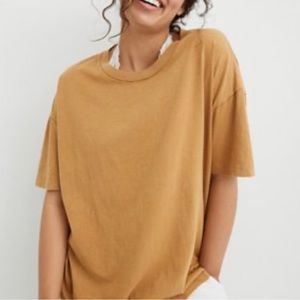 Aerie Slub Style Shirt! Never worn! Distressed detailing on neck and sleeve!